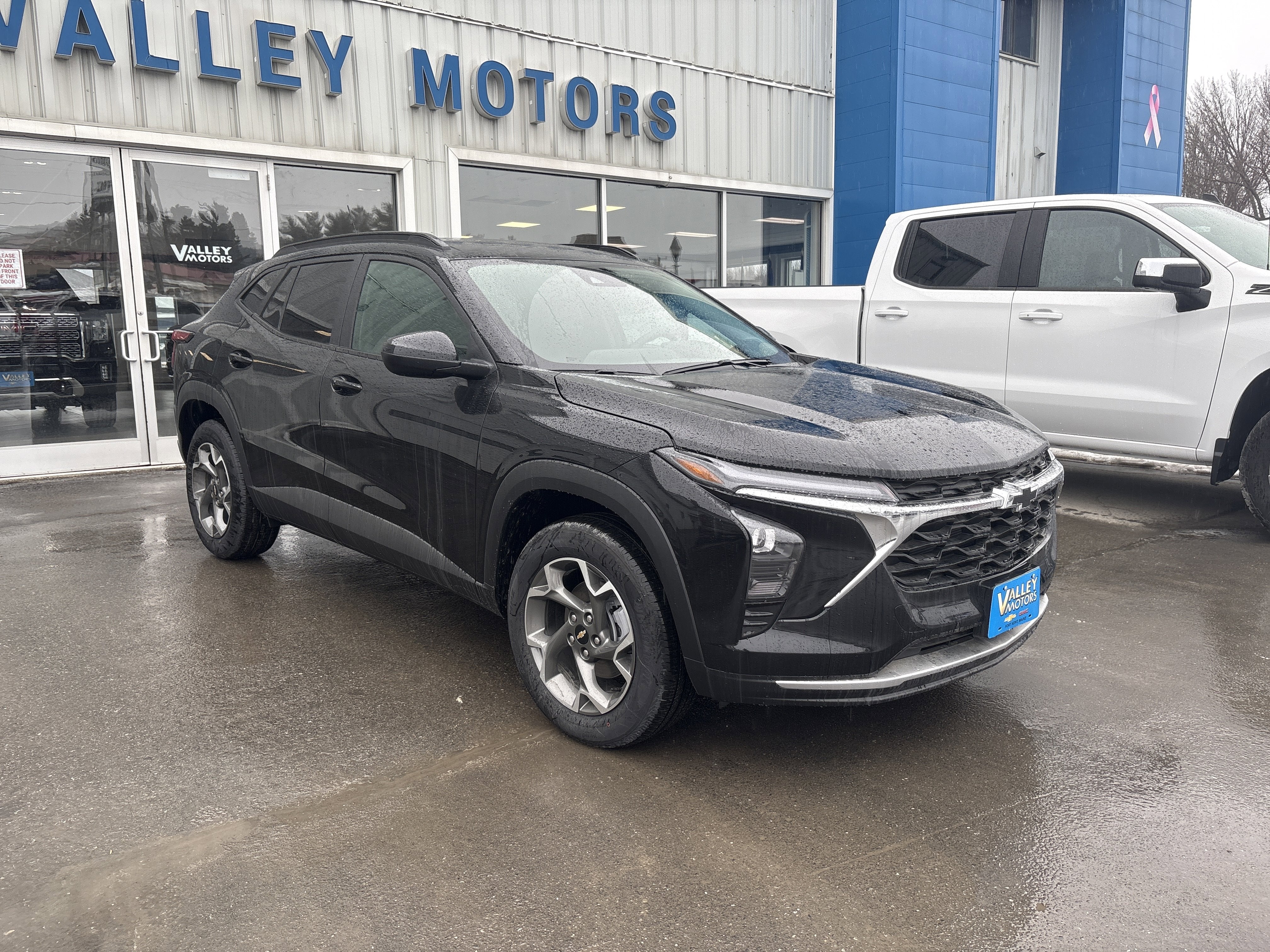 2026 Chevrolet Trax LT in Mosaic Black Metallic — front three-quarter view